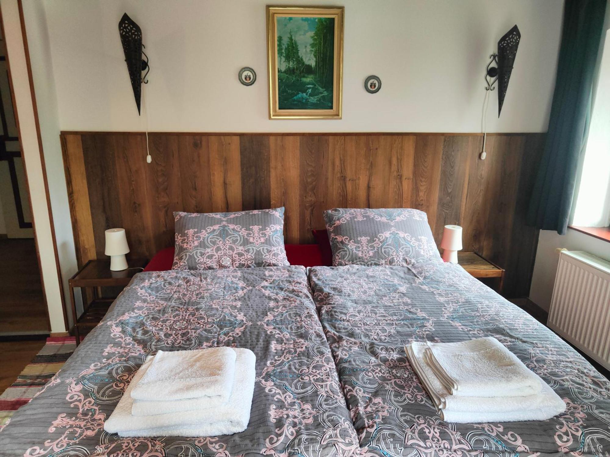 Bed And Breakfast Tvrz Velka Bukovina Exterior photo